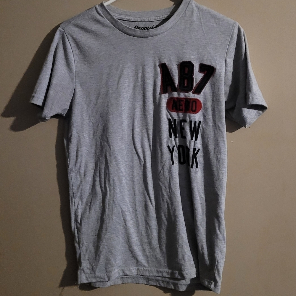 Aeropostale Gray Short Sleeve Tee Small